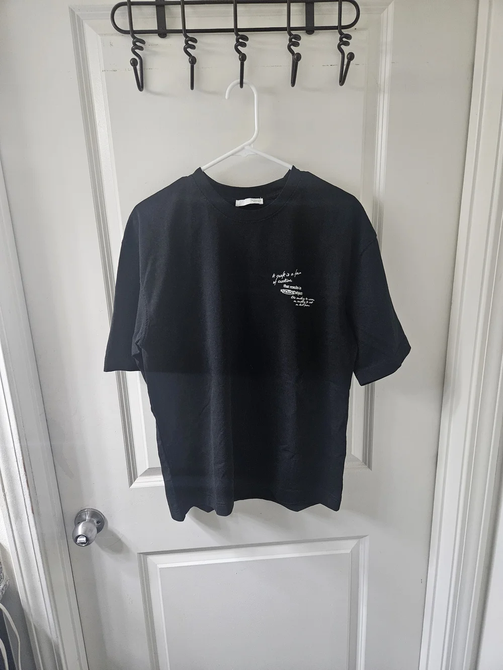 Zara Black Short-Sleeve Tee with Small White Chest Graphic - Picture 3 of 12
